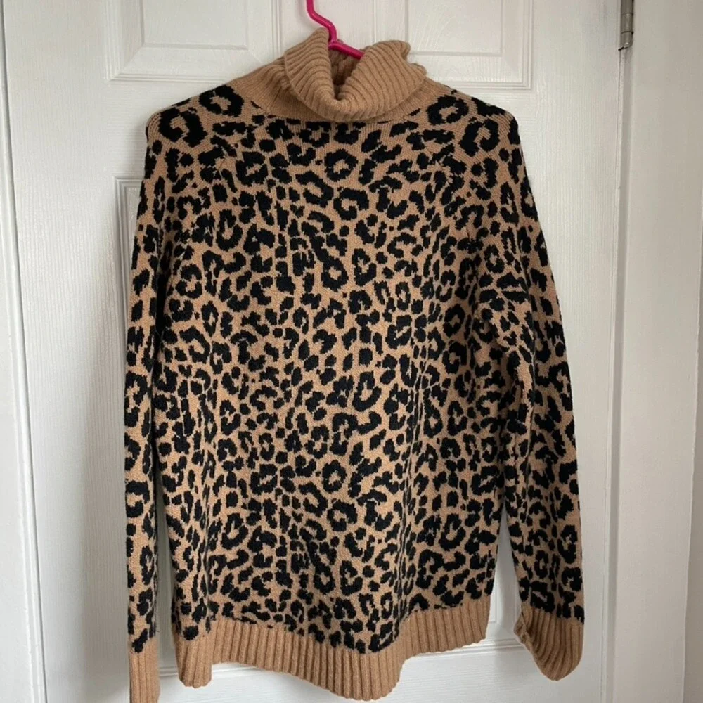J.Crew Alpaca Blend TURTLENECK Animal Print Asymmetrical Hem Sweater